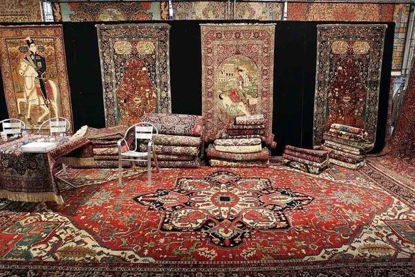 چه طرح فرشی از مد نمیفته؟ چه فرشی بخرم که طرح آن از مد نیفتد؟